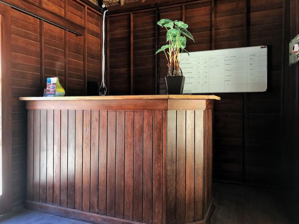 Le Nusa Club