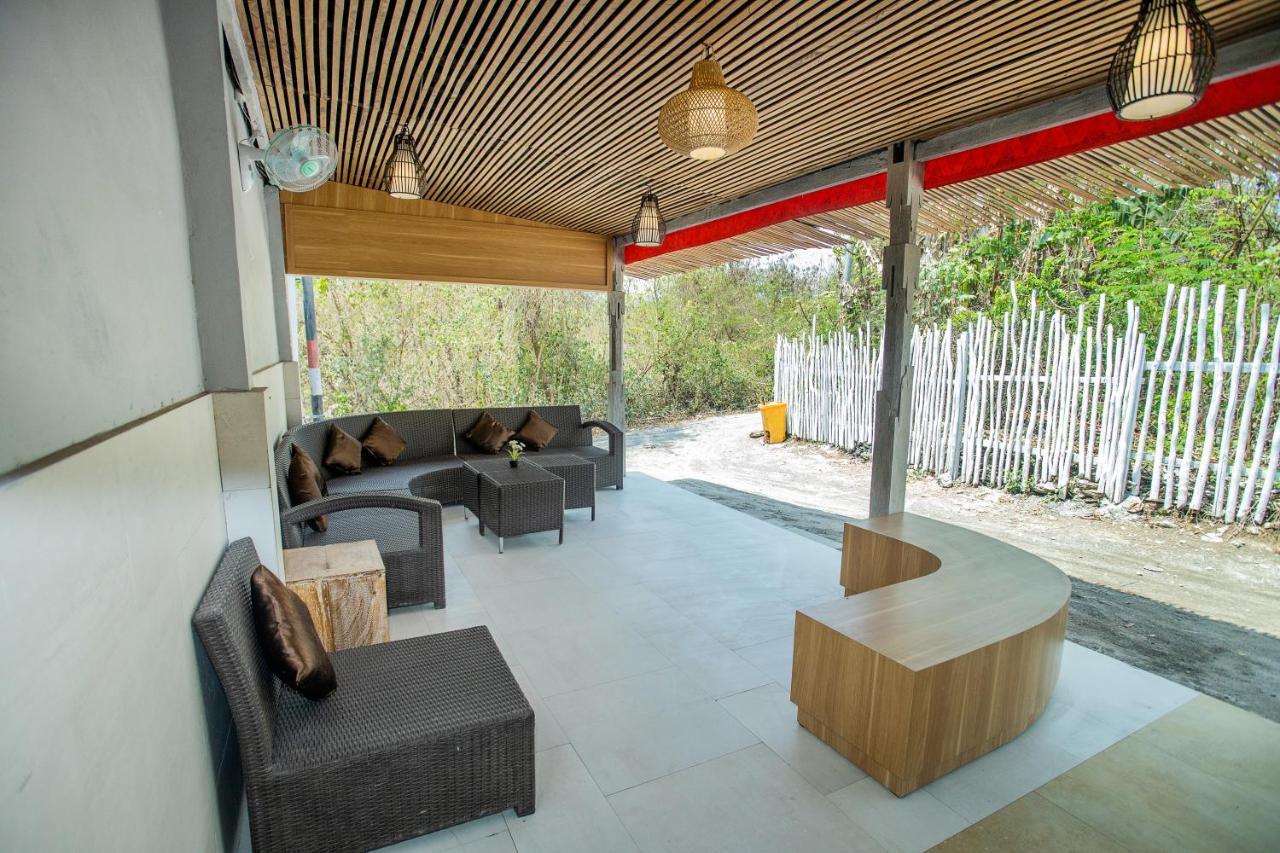 Tropical Garden By Tanis Hotel