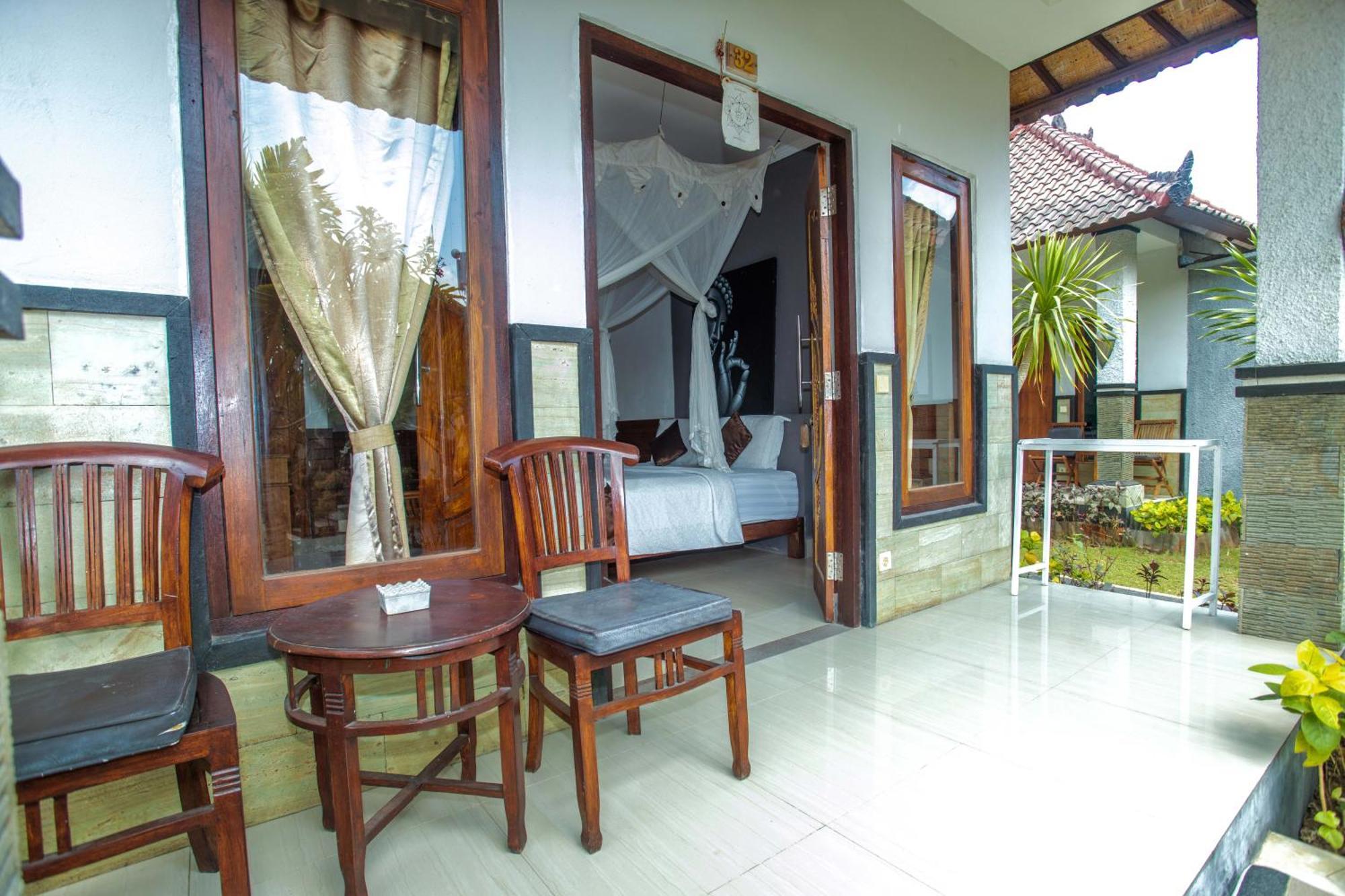 Tropical Garden By Tanis Nusa Lembongan (Bali)