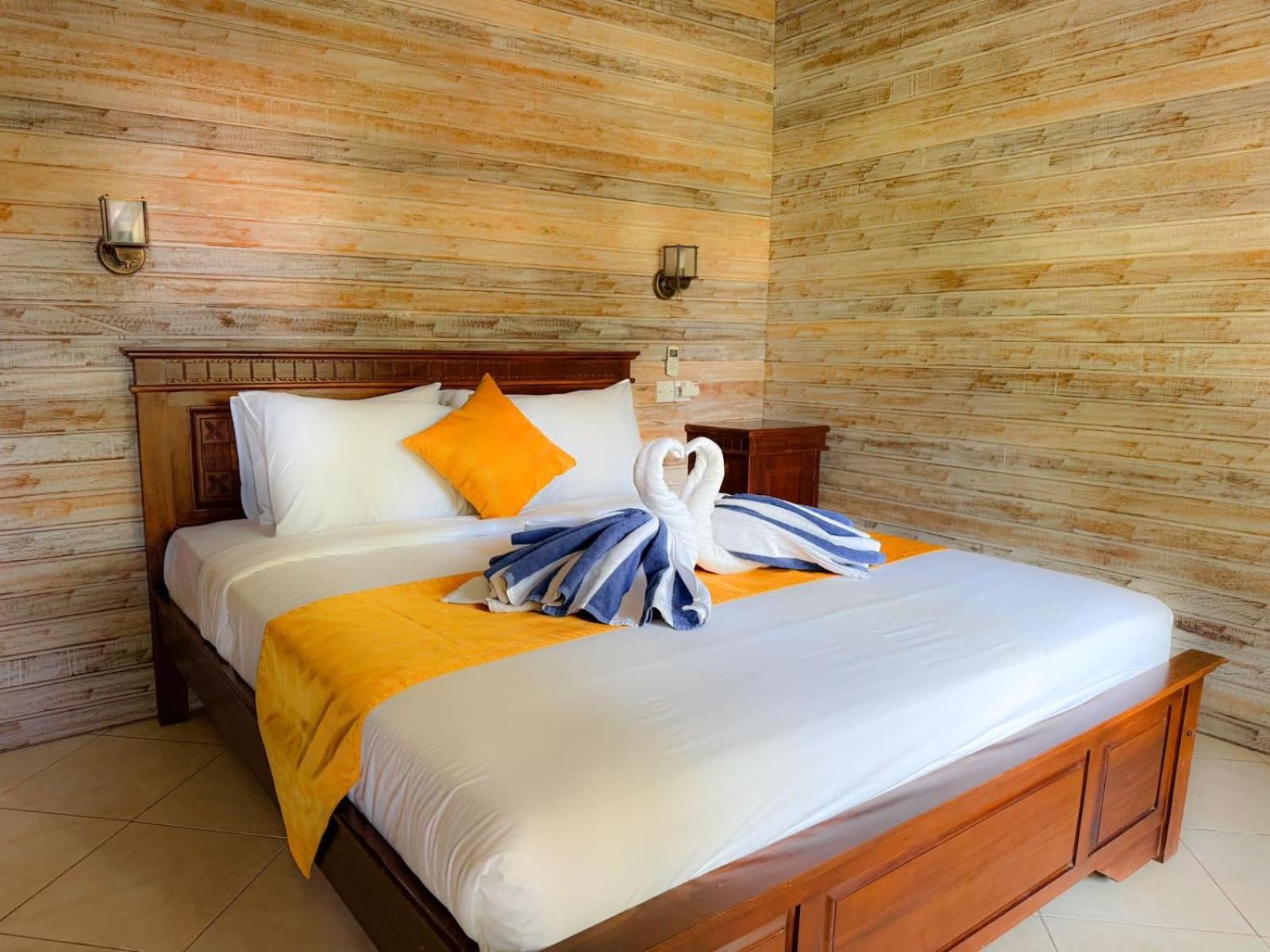 Tiki Bar And Guest house 2*