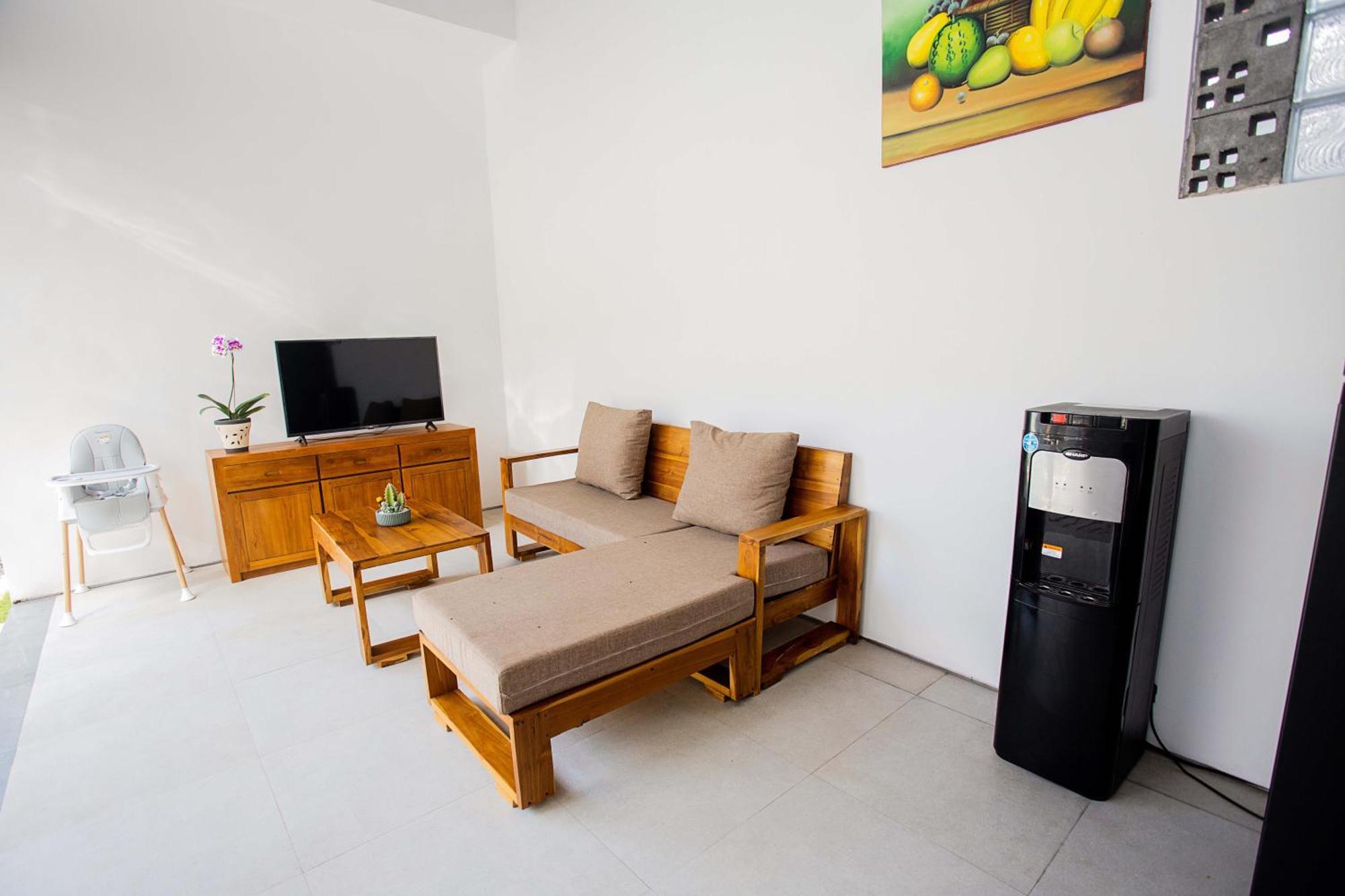 Karang Island Villa *