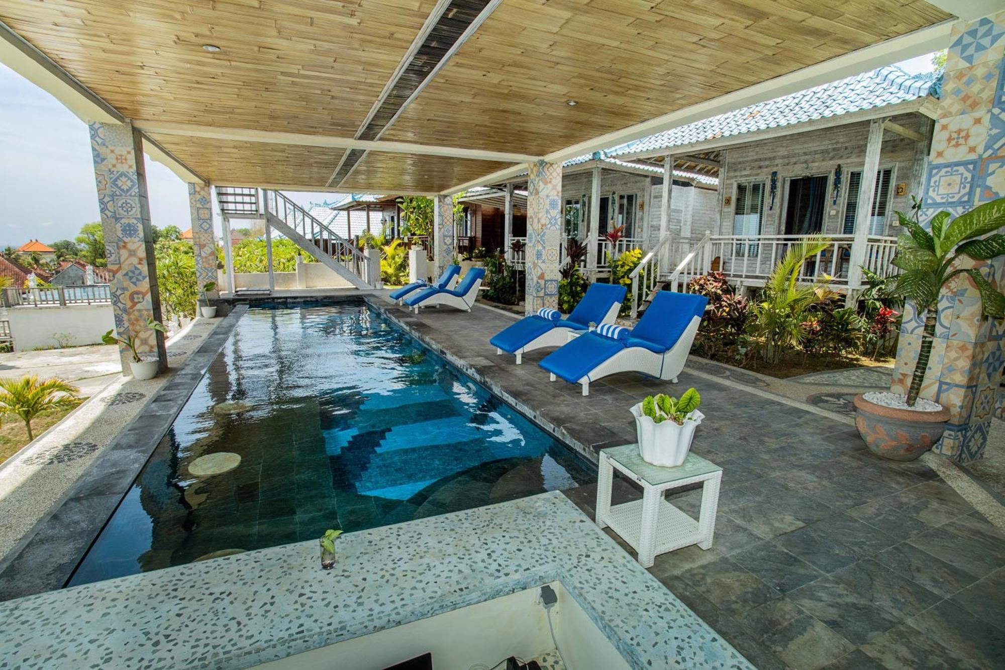 Nusa View - Oceanfront Hotel