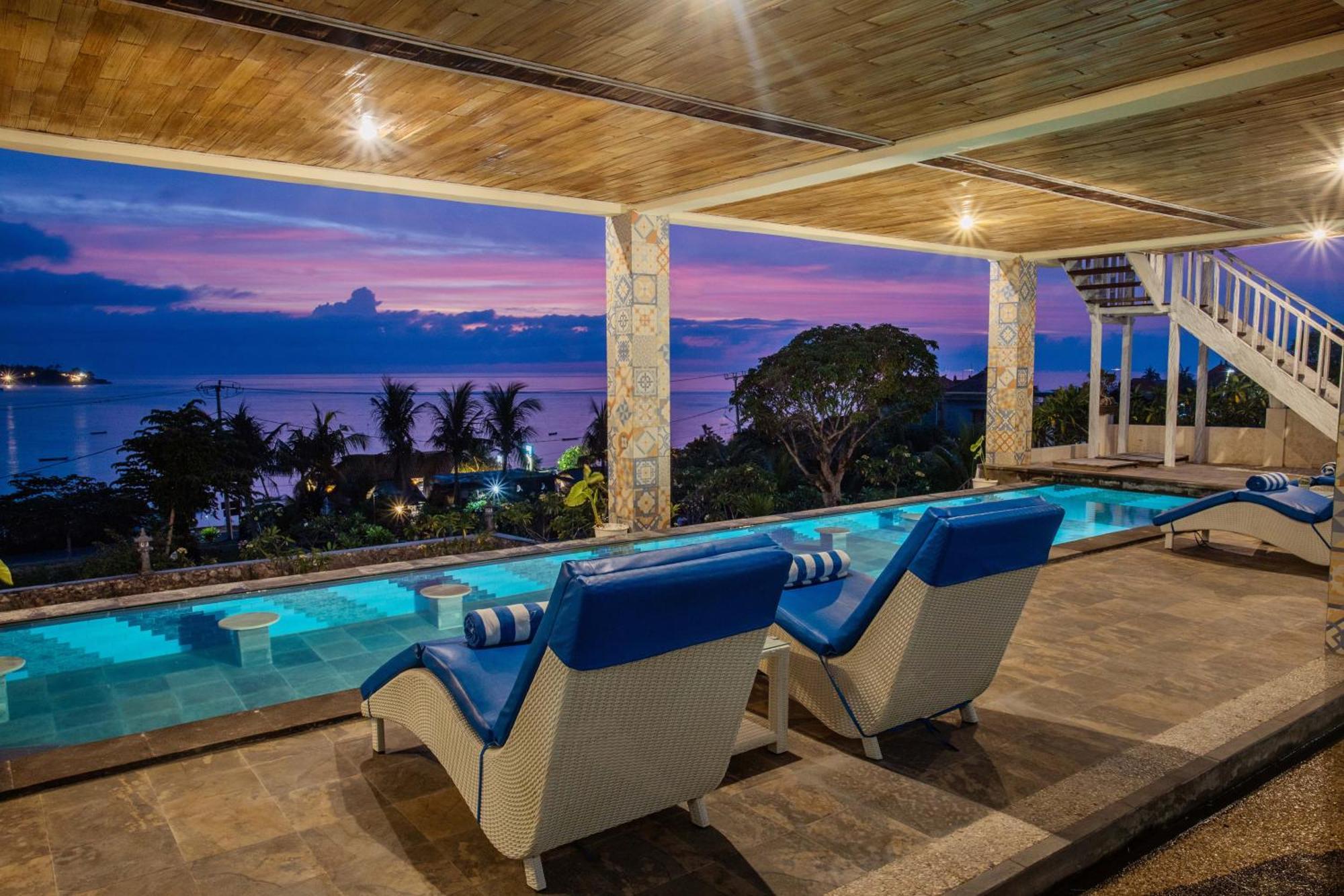 Nusa View - Oceanfront Hotel