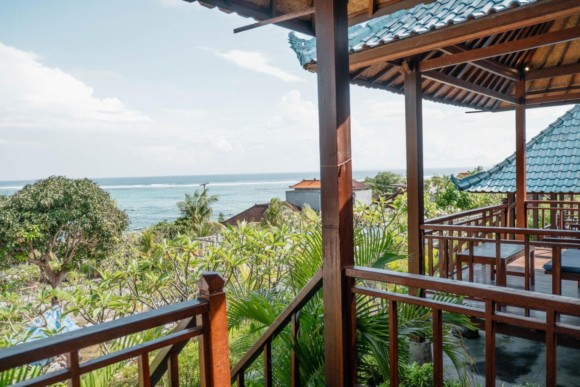 Tawe Ocean Blue 2* Nusa Lembongan (Bali)