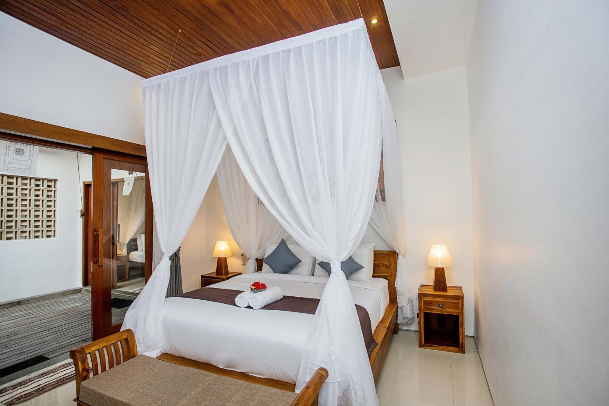 Karang Island Villa *