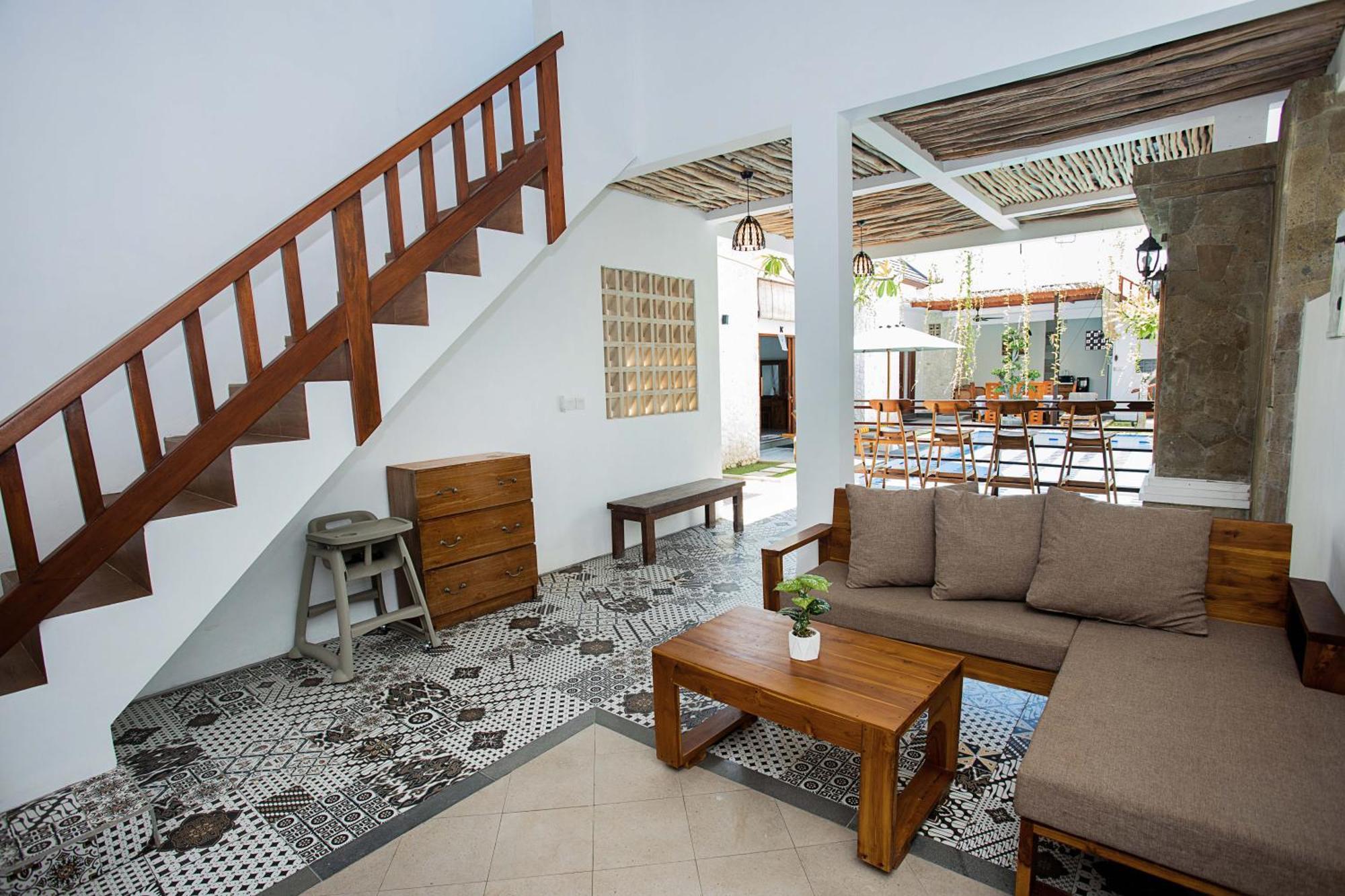 Karang Island Villa *