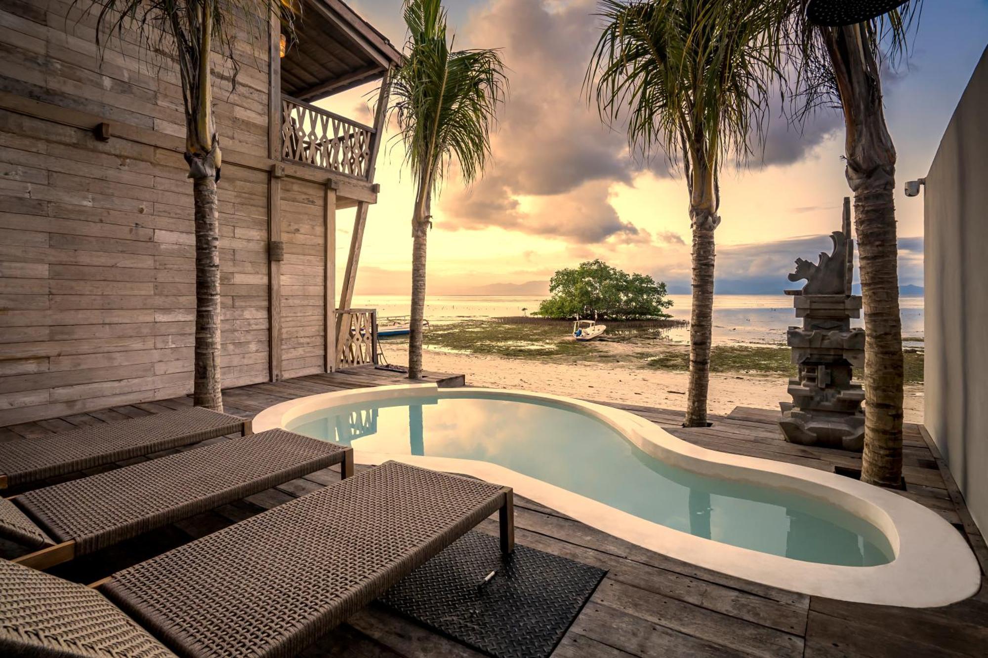 Sunset Wood By Alfred In Bali Villa Nusa Lembongan (Bali)
