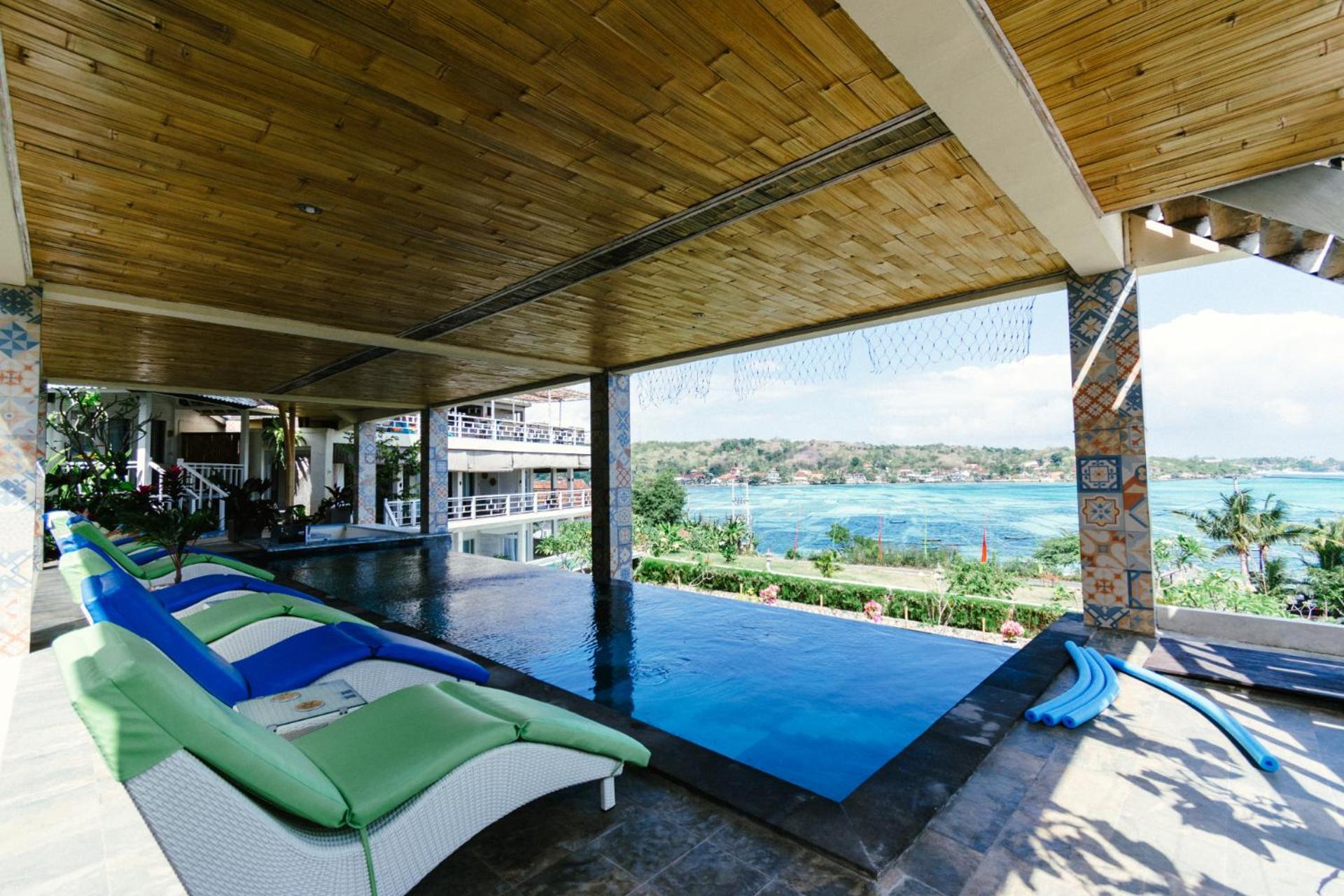 Hotel Nusa View - Oceanfront *