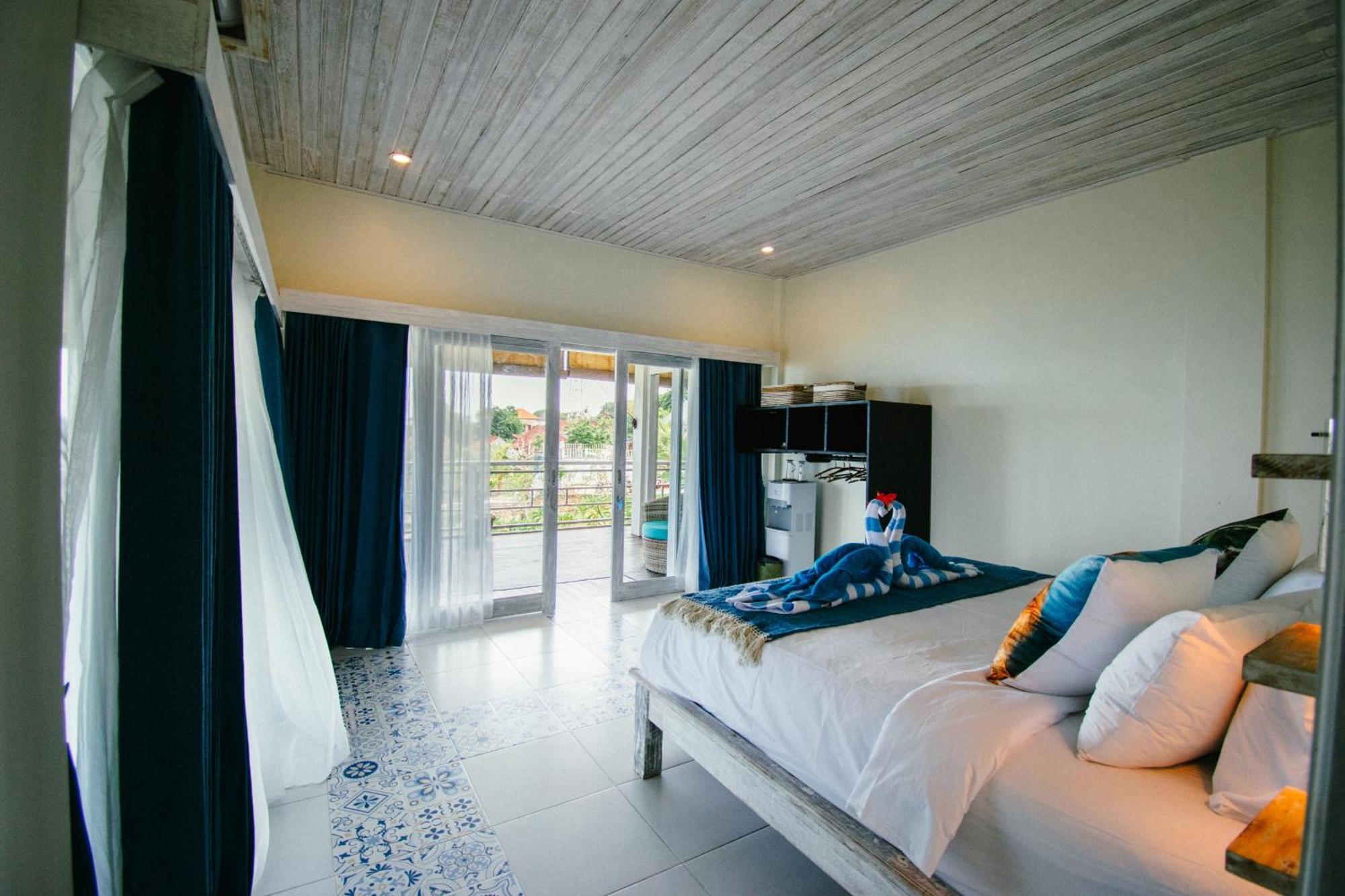 Nusa View - Oceanfront Hotel *
