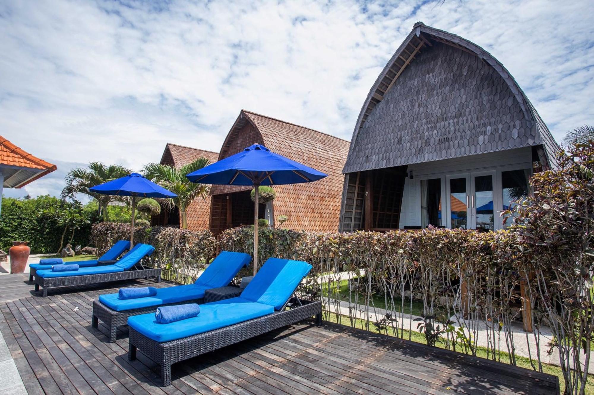 Water Blow Huts Taman liburan 3*