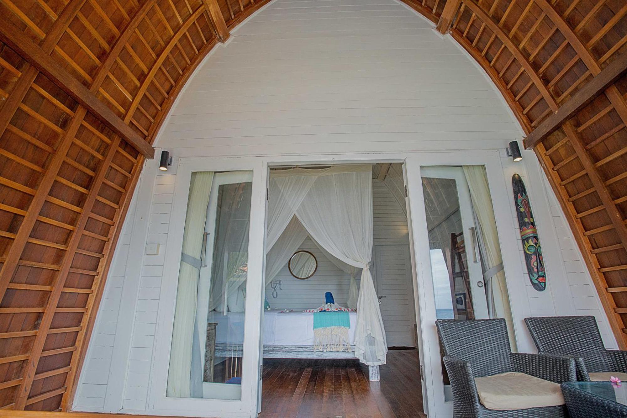 Water Blow Huts Taman liburan 3*