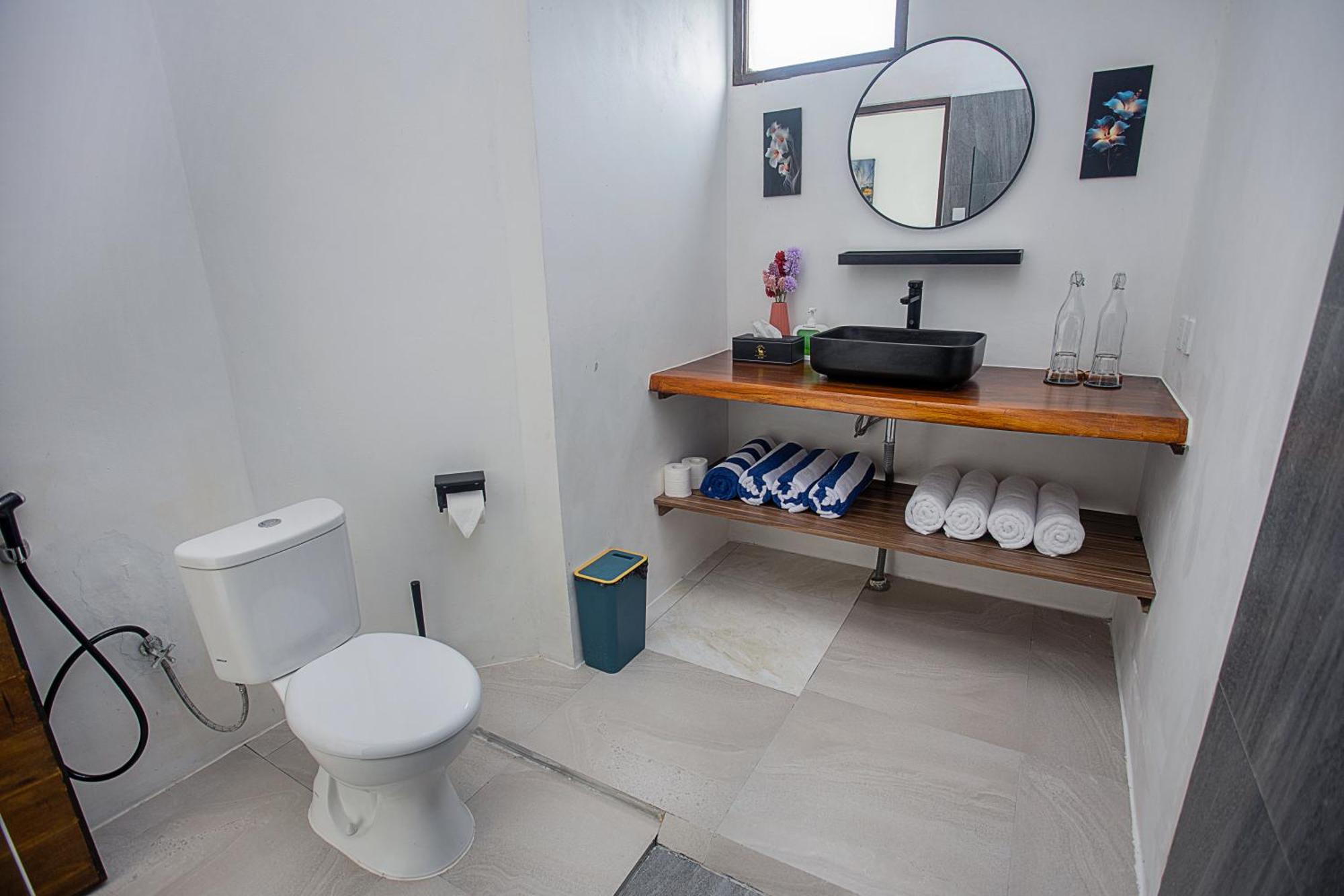 The Cove Ceningan Bed & Breakfast