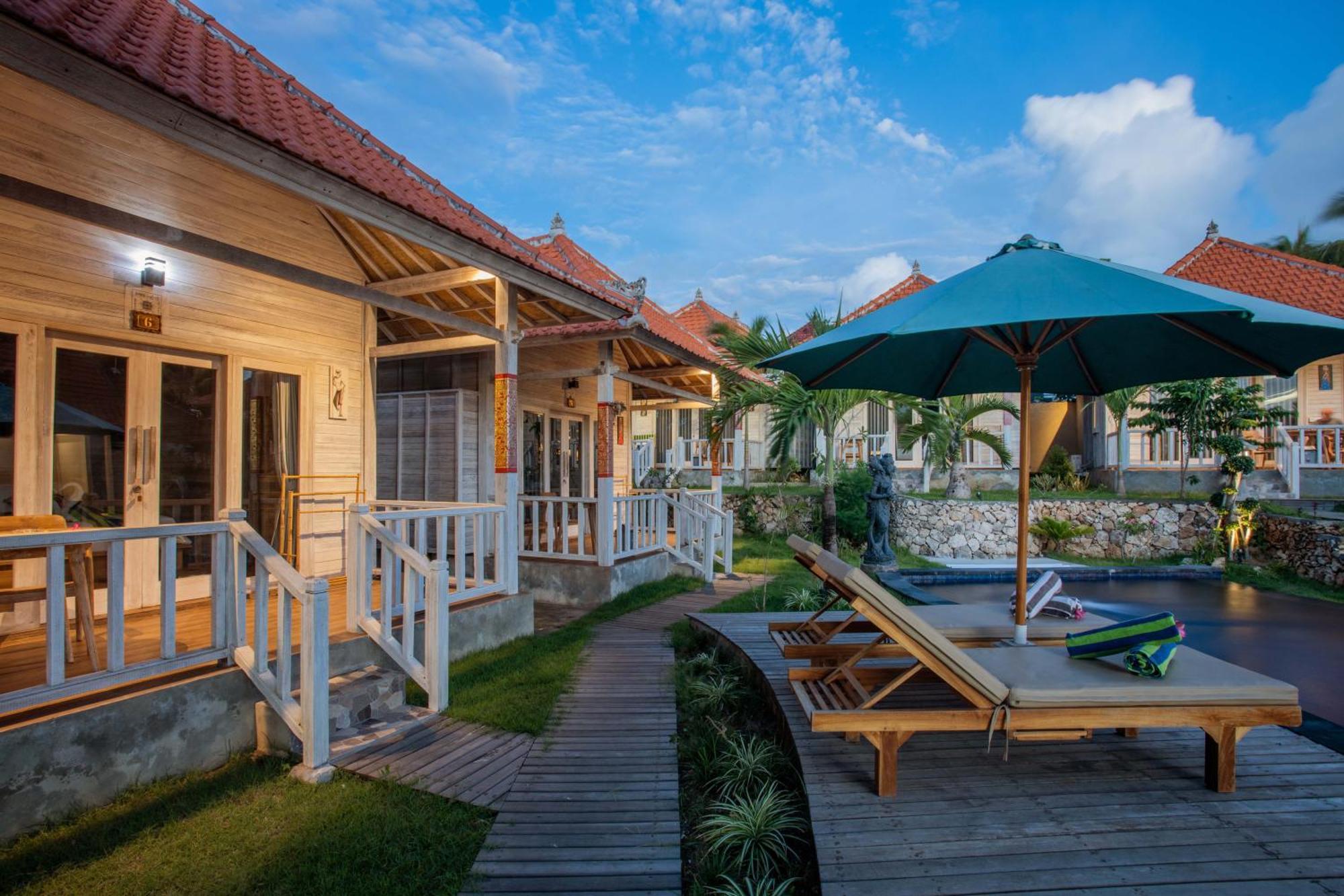 Blue Sky Ceningan Hotel