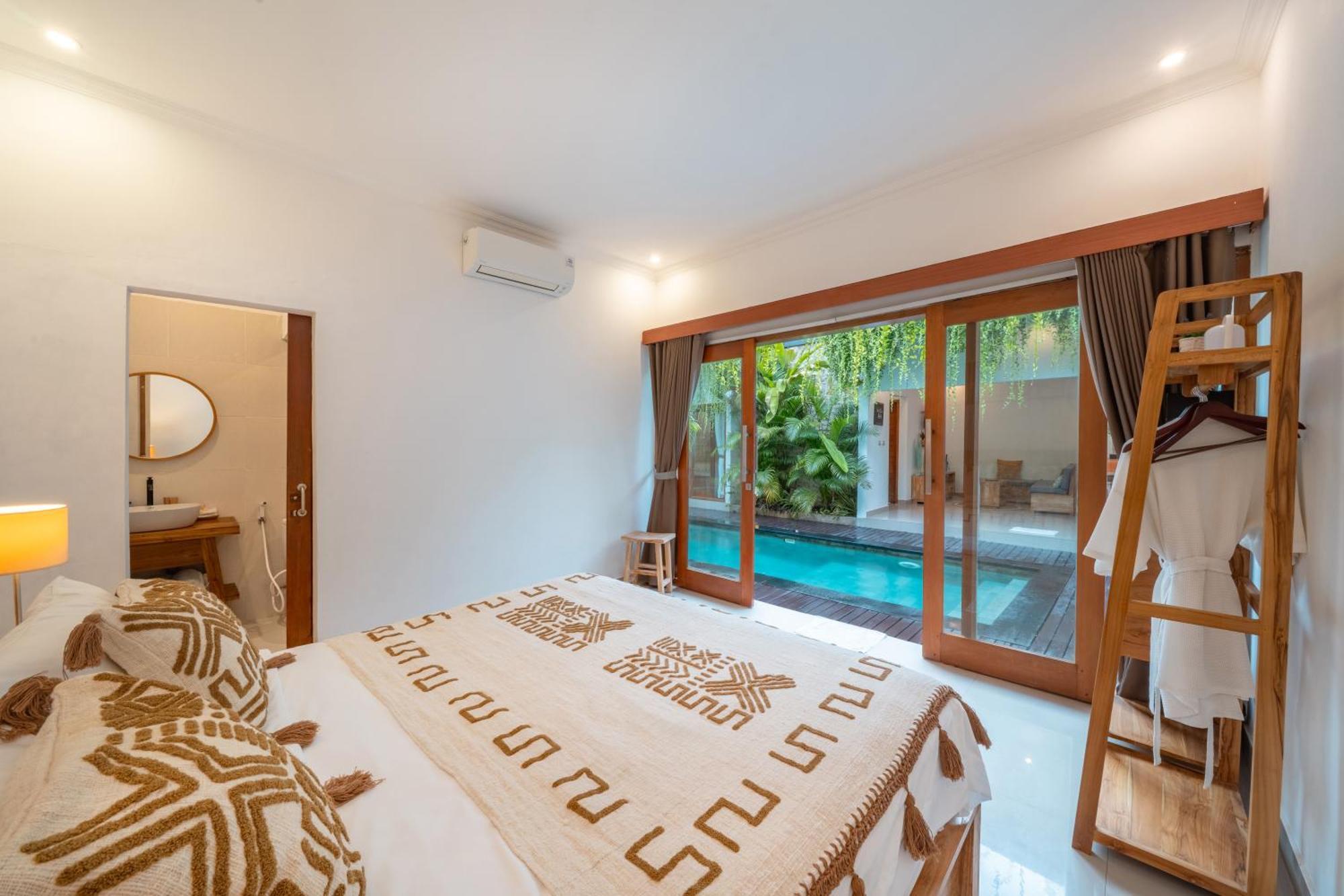 Kemiri Villa *