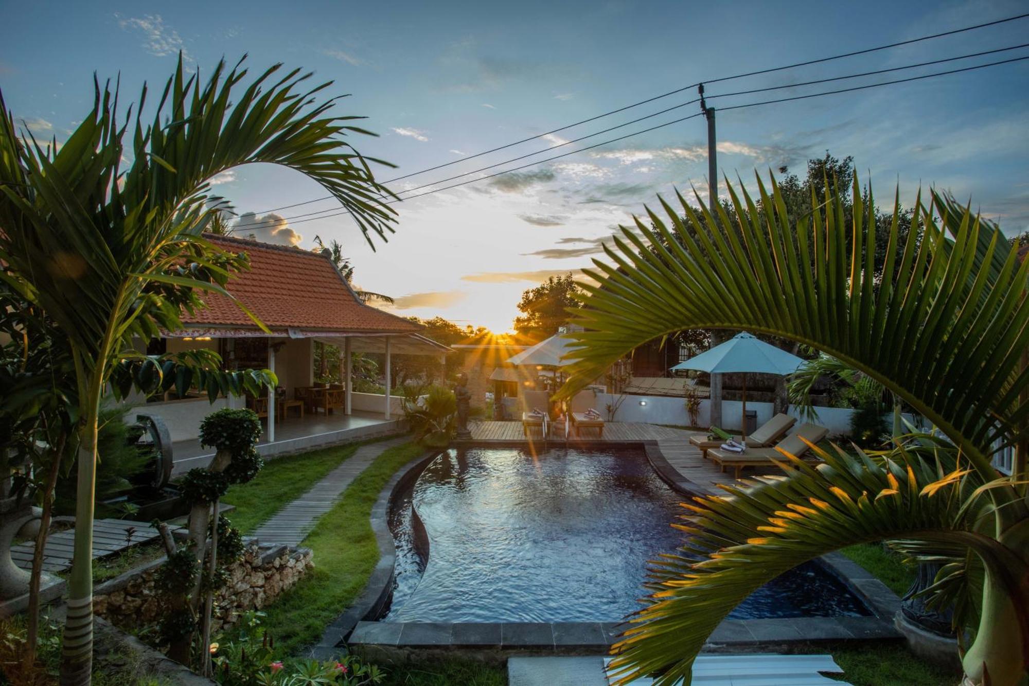 Blue Sky Ceningan Hotel 3*