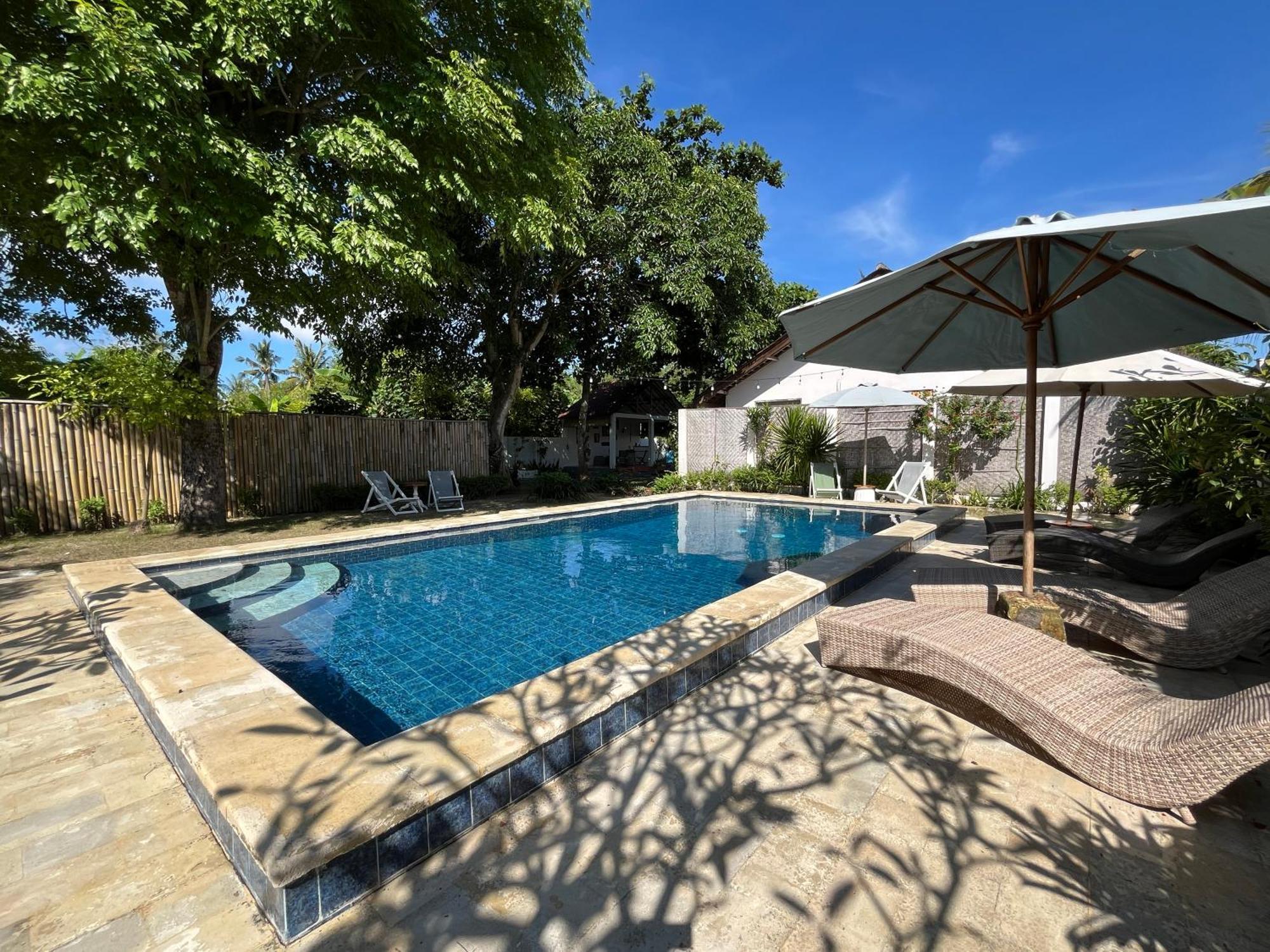 Bed & Breakfast Living Lembongan