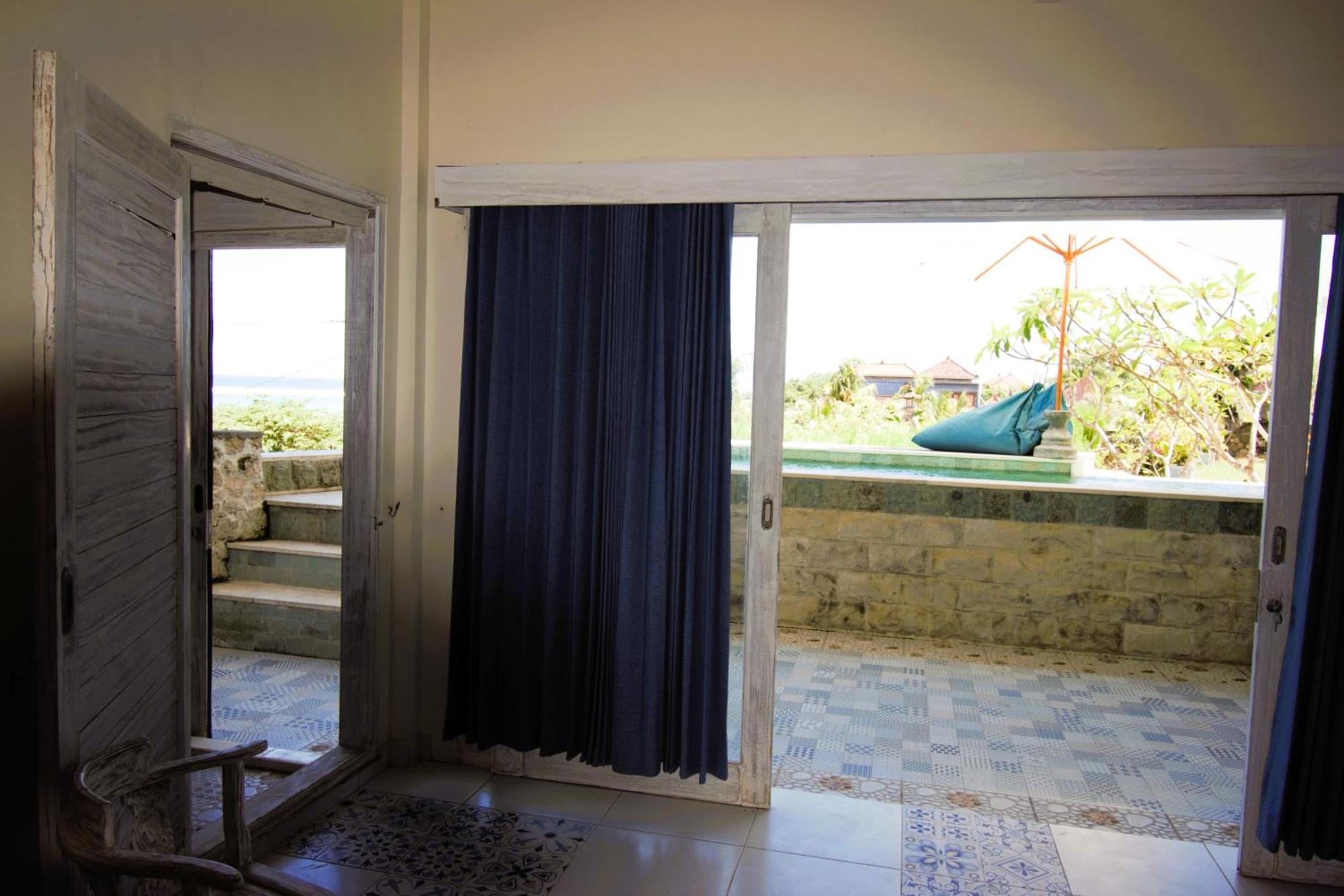 Hotel Nusa View - Oceanfront