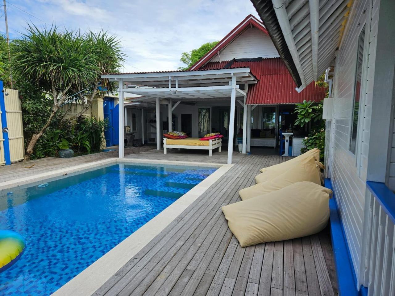 Waru Nusa Lembongan (Bali)