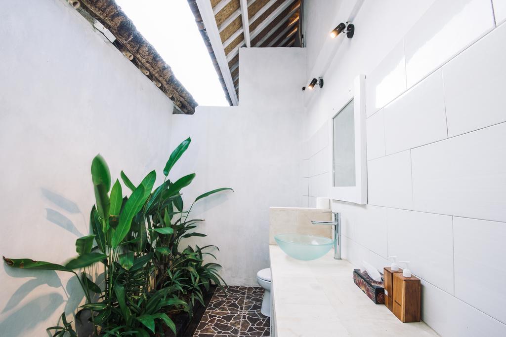Waru One Nusa Lembongan (Bali)