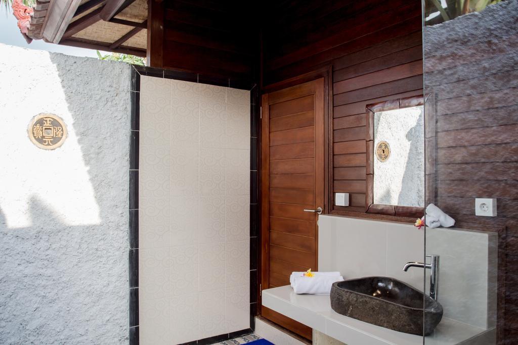 Seaside Huts Lembongan 3*