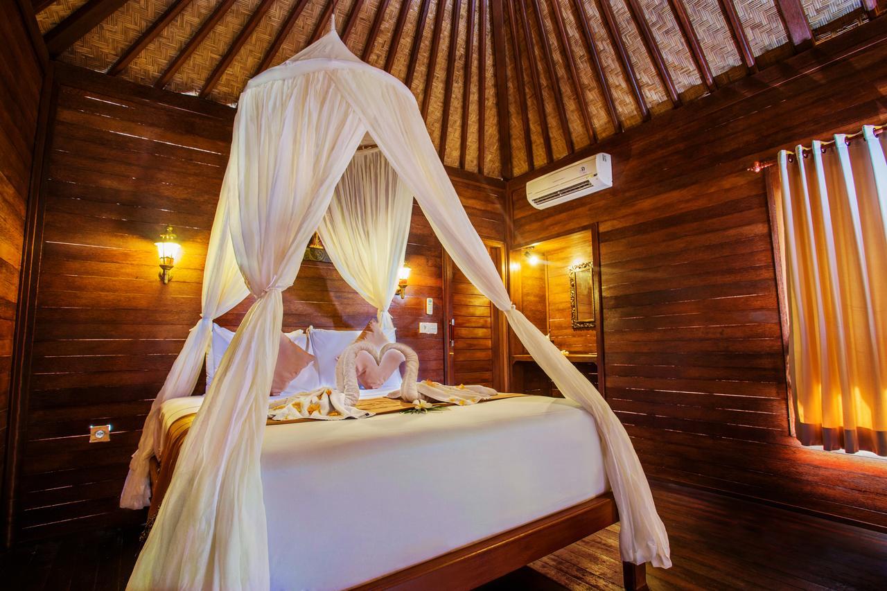 Hotel The Kubu221 Ceningan