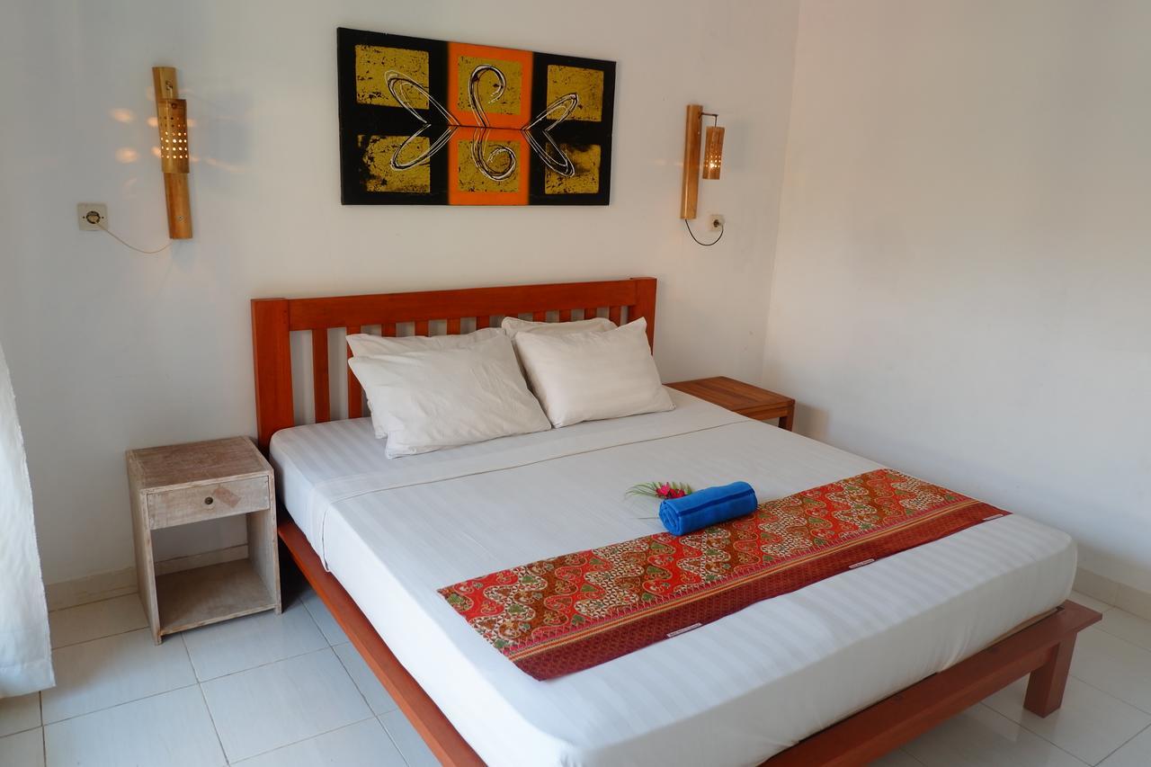 Tempat Tidur & Sarapan Rajuna Homestay *