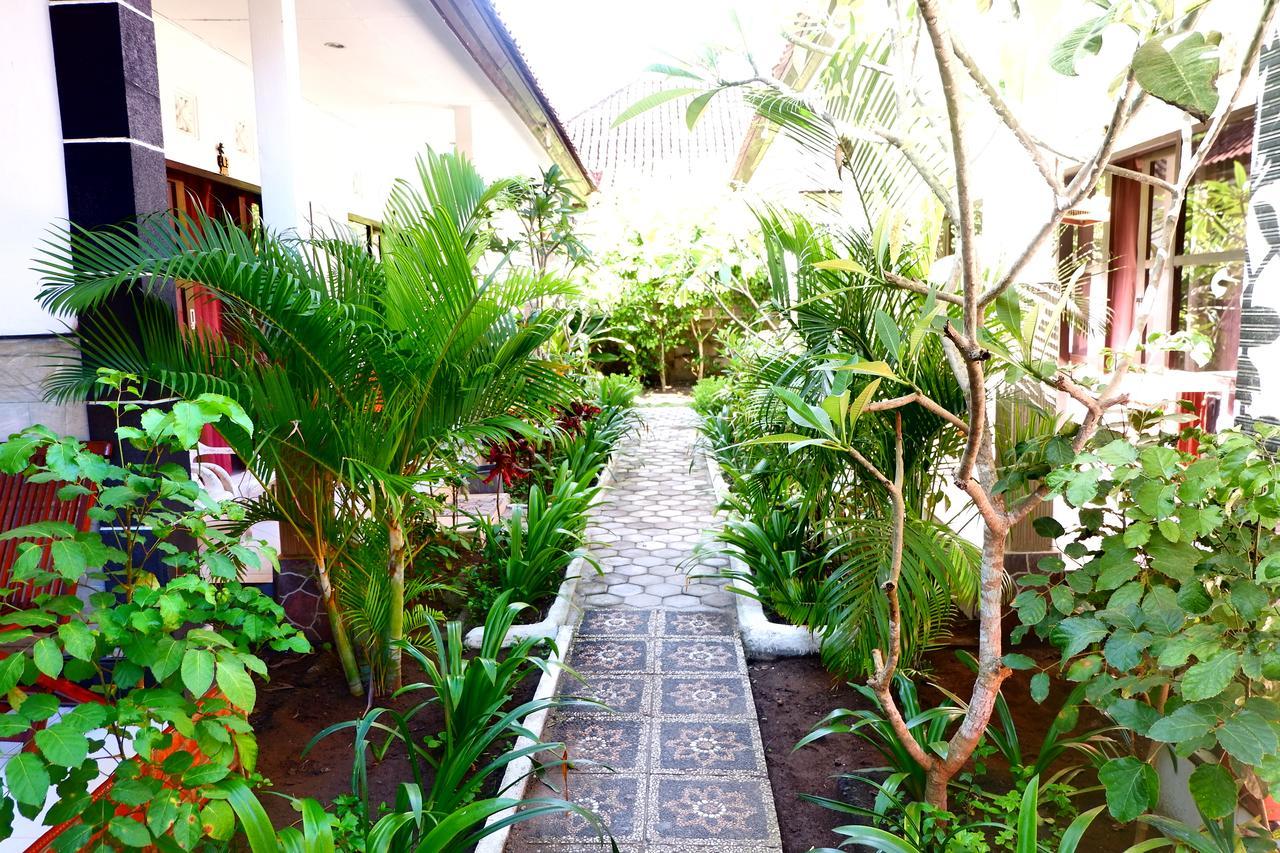 Tempat Tidur & Sarapan Rajuna Homestay Nusa Lembongan (Bali)