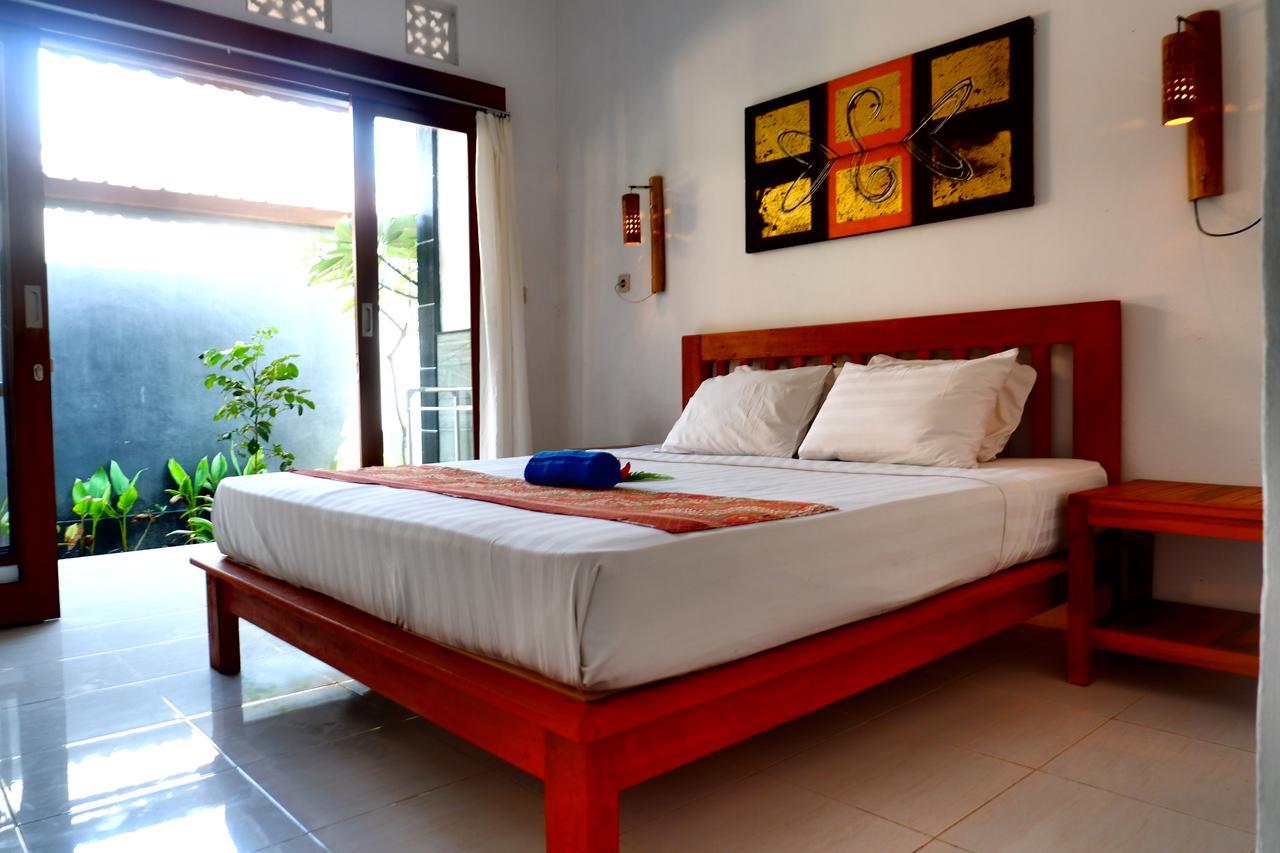 Tempat Tidur & Sarapan Rajuna Homestay *