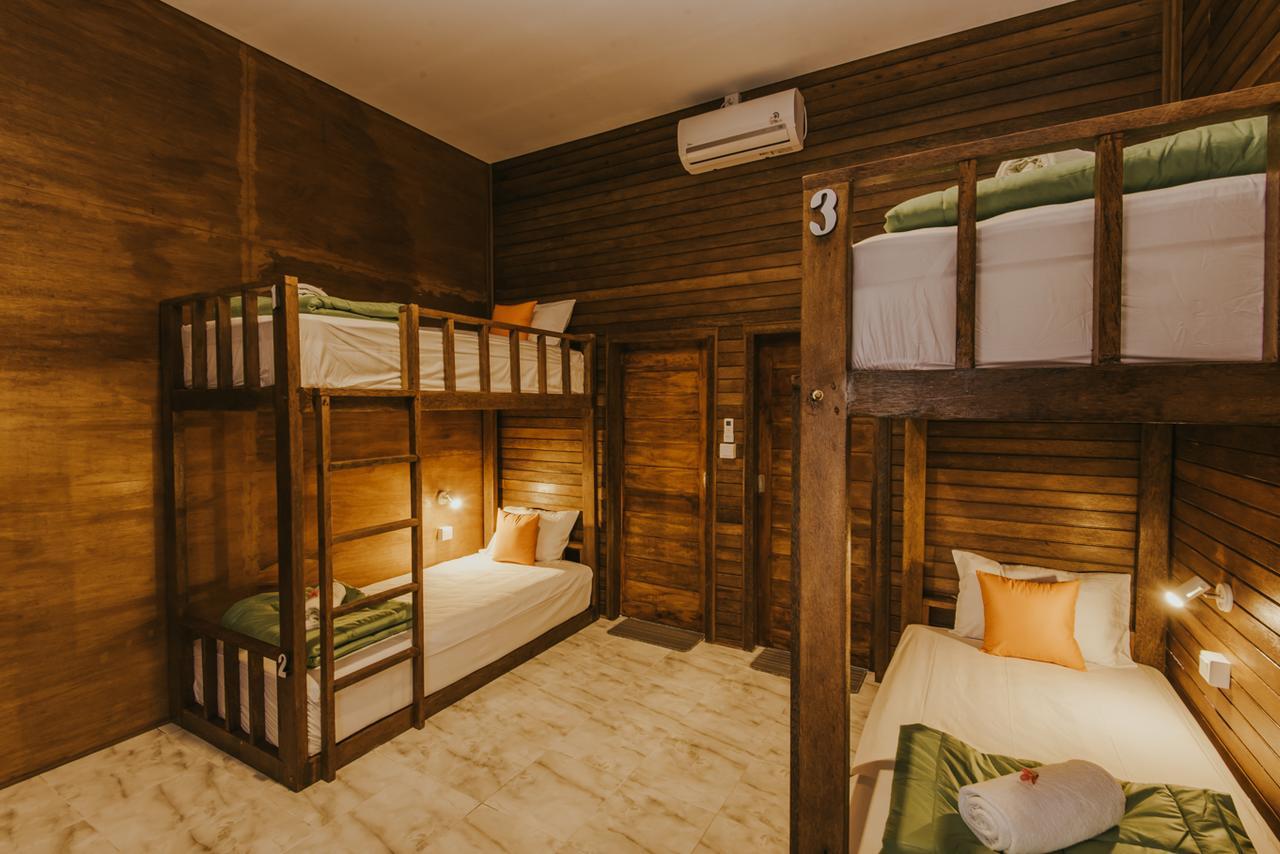 Devadav Asrama Nusa Lembongan (Bali)