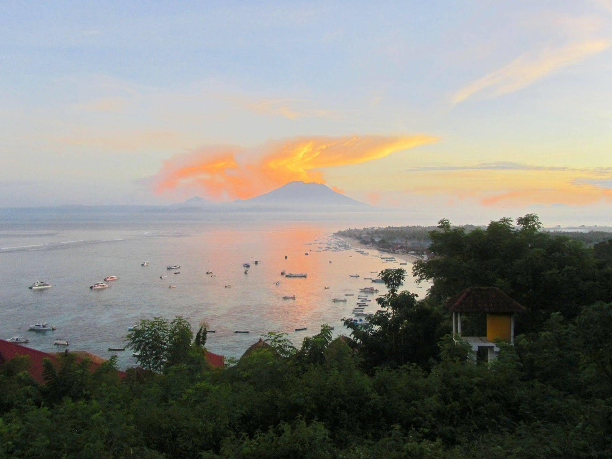 Lembongan Sanctuary Villas