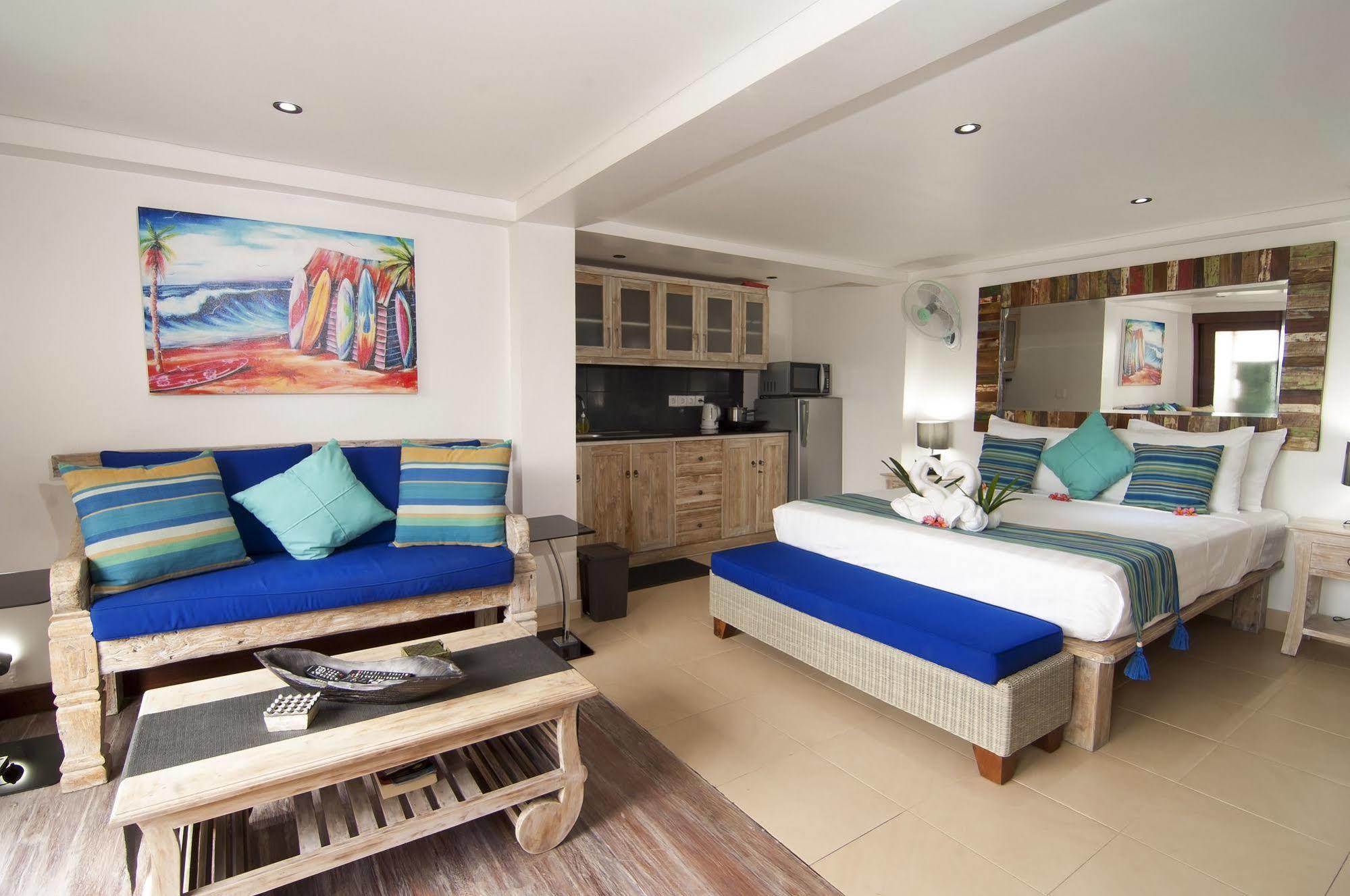 Lembongan Sanctuary Villas *