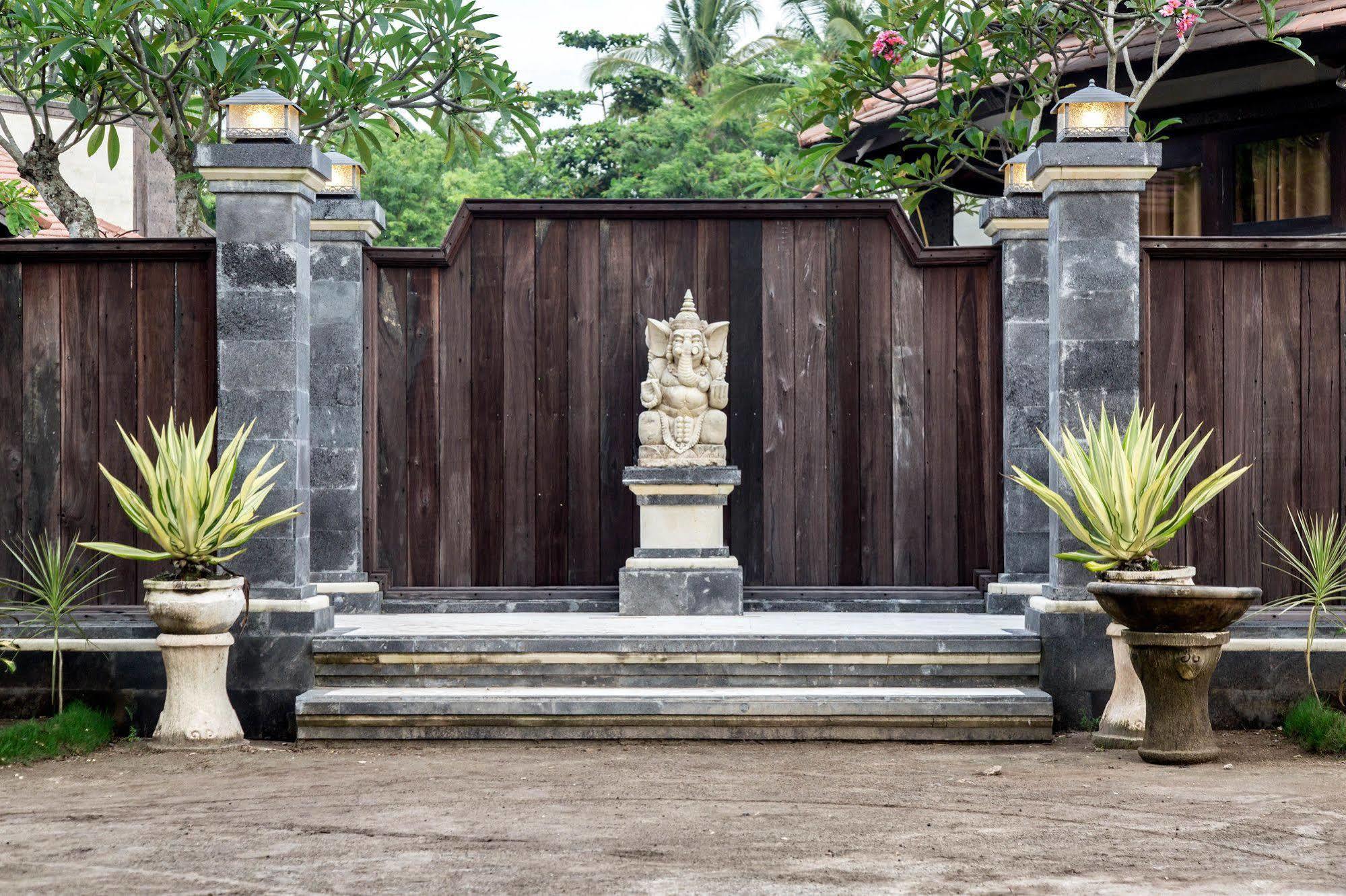 Baruna Frangipani Guest house Nusa Lembongan (Bali)