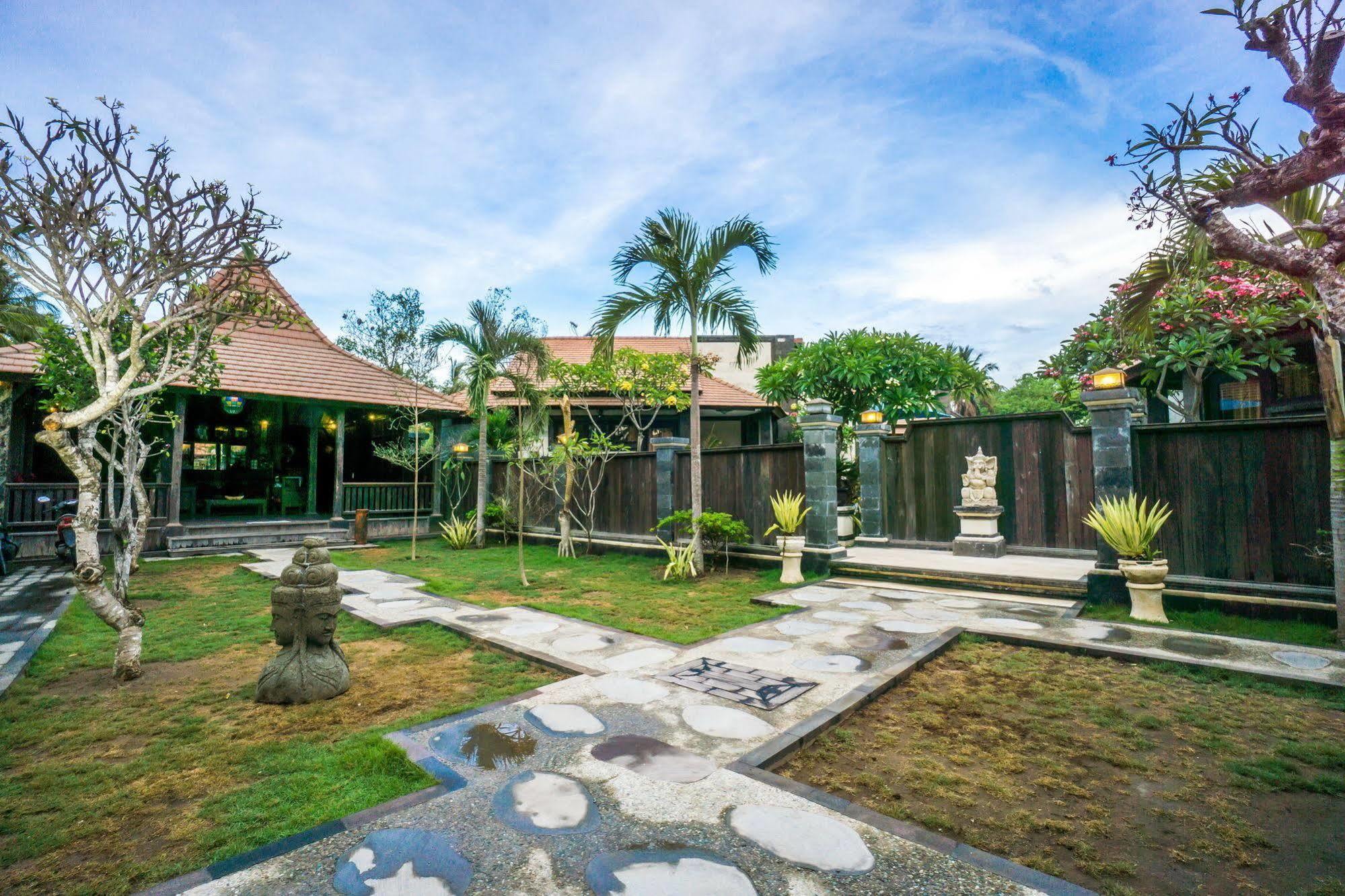 Guest house Baruna Frangipani