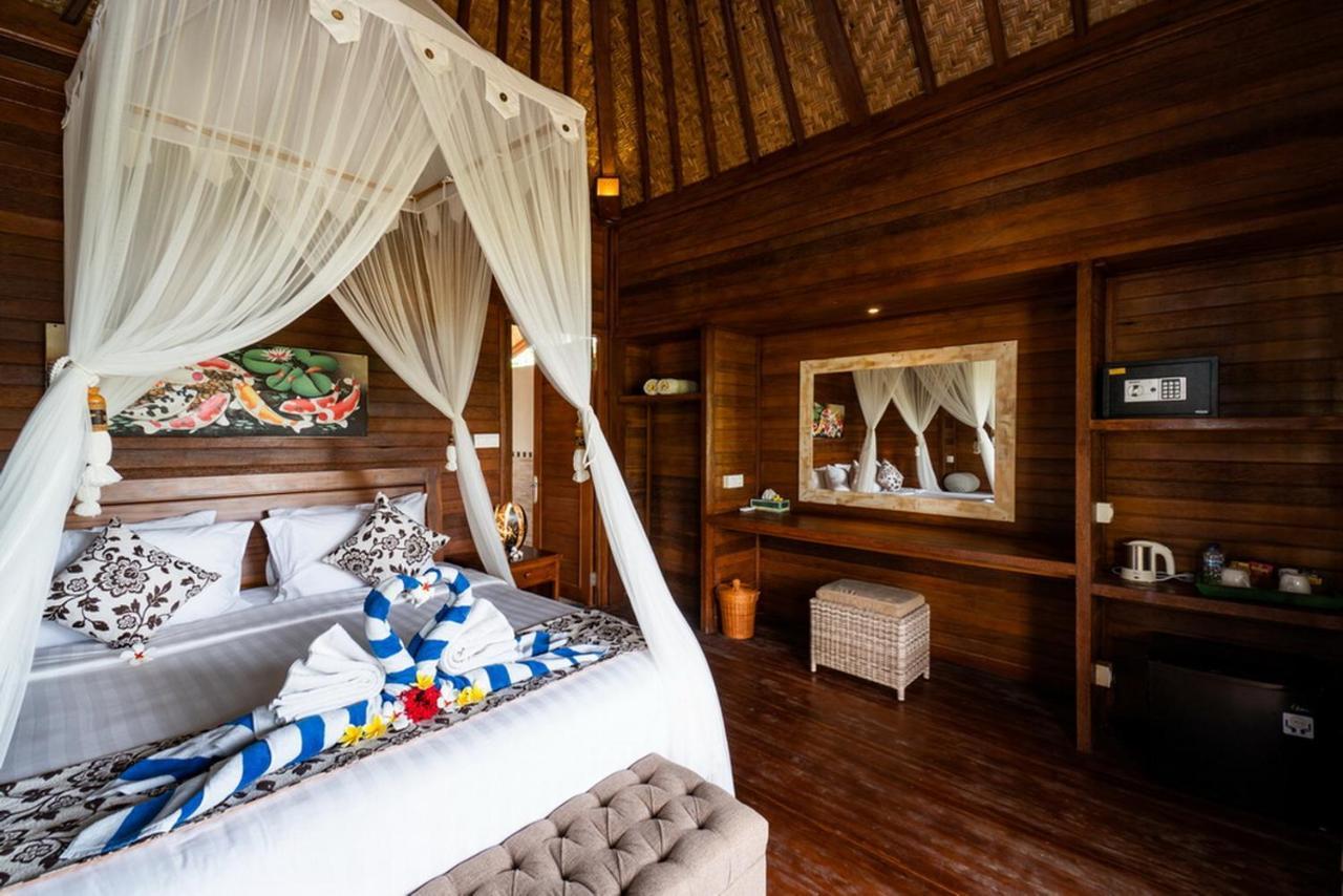 Song Bintang Nusa Lembongan (Bali)