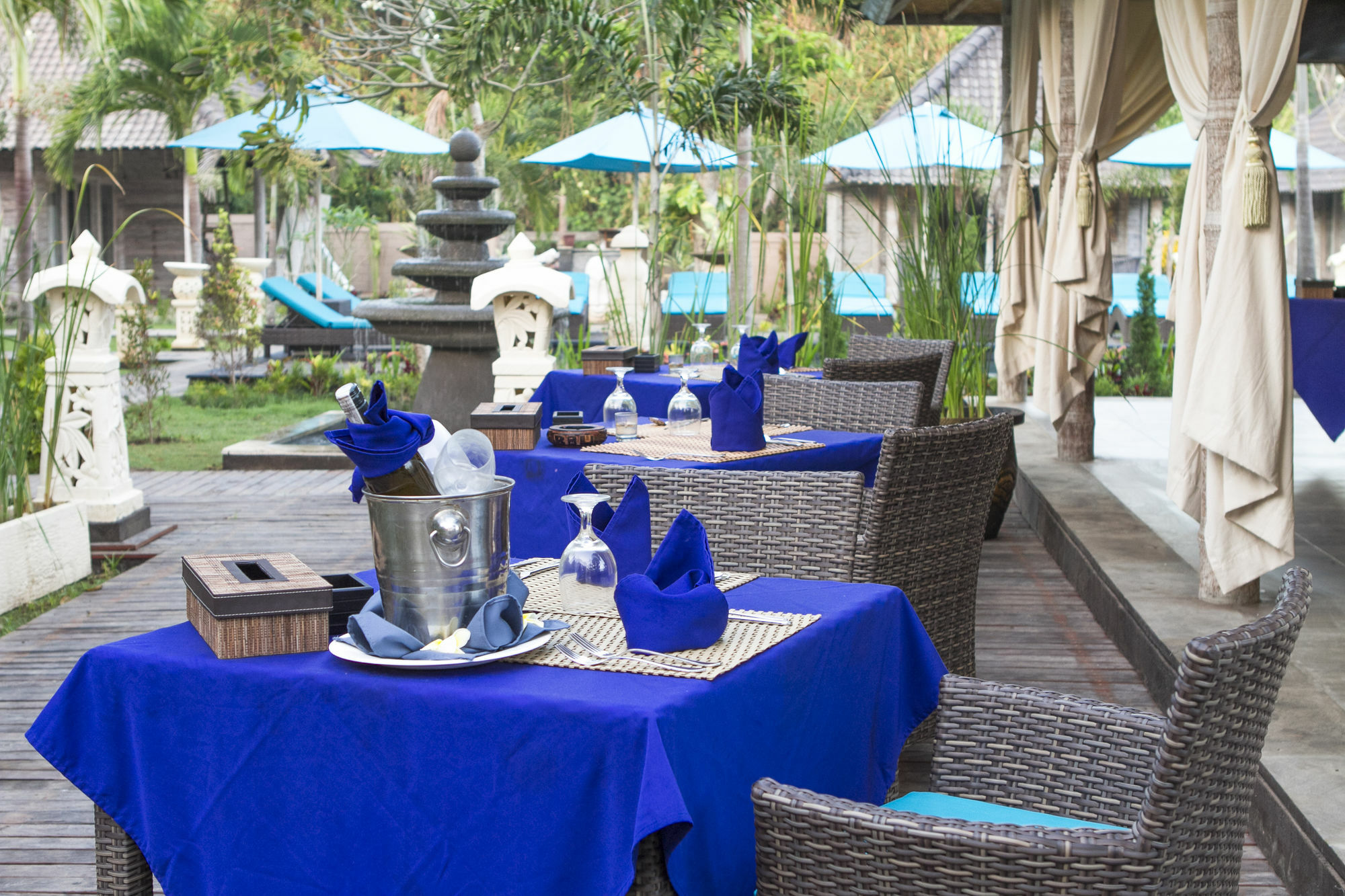 Hotel The Palm Grove