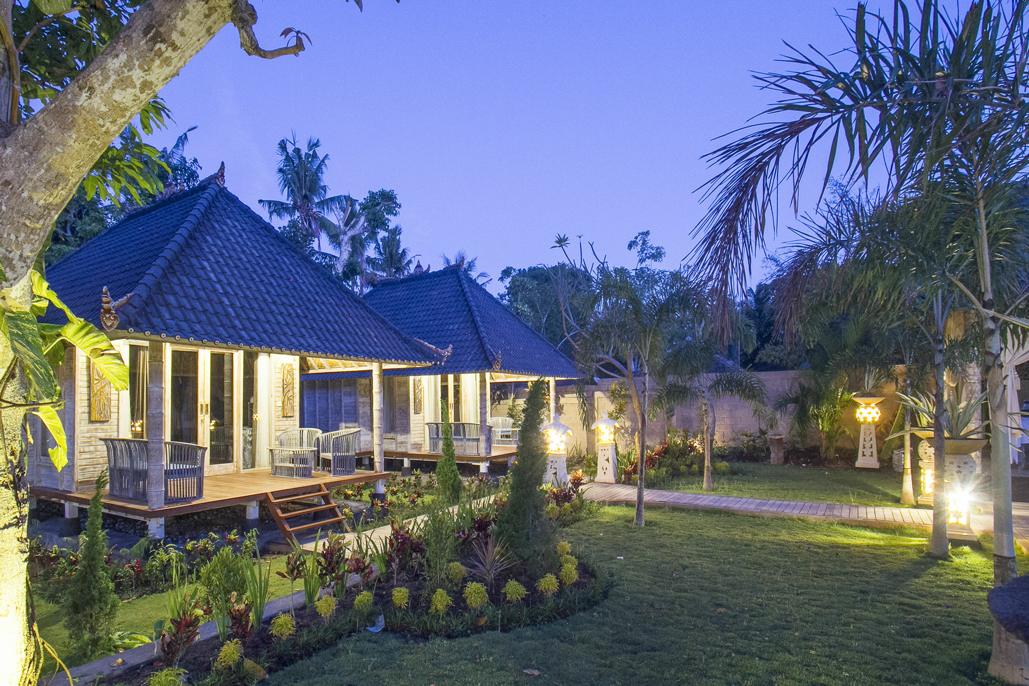 The Palm Grove Hotel