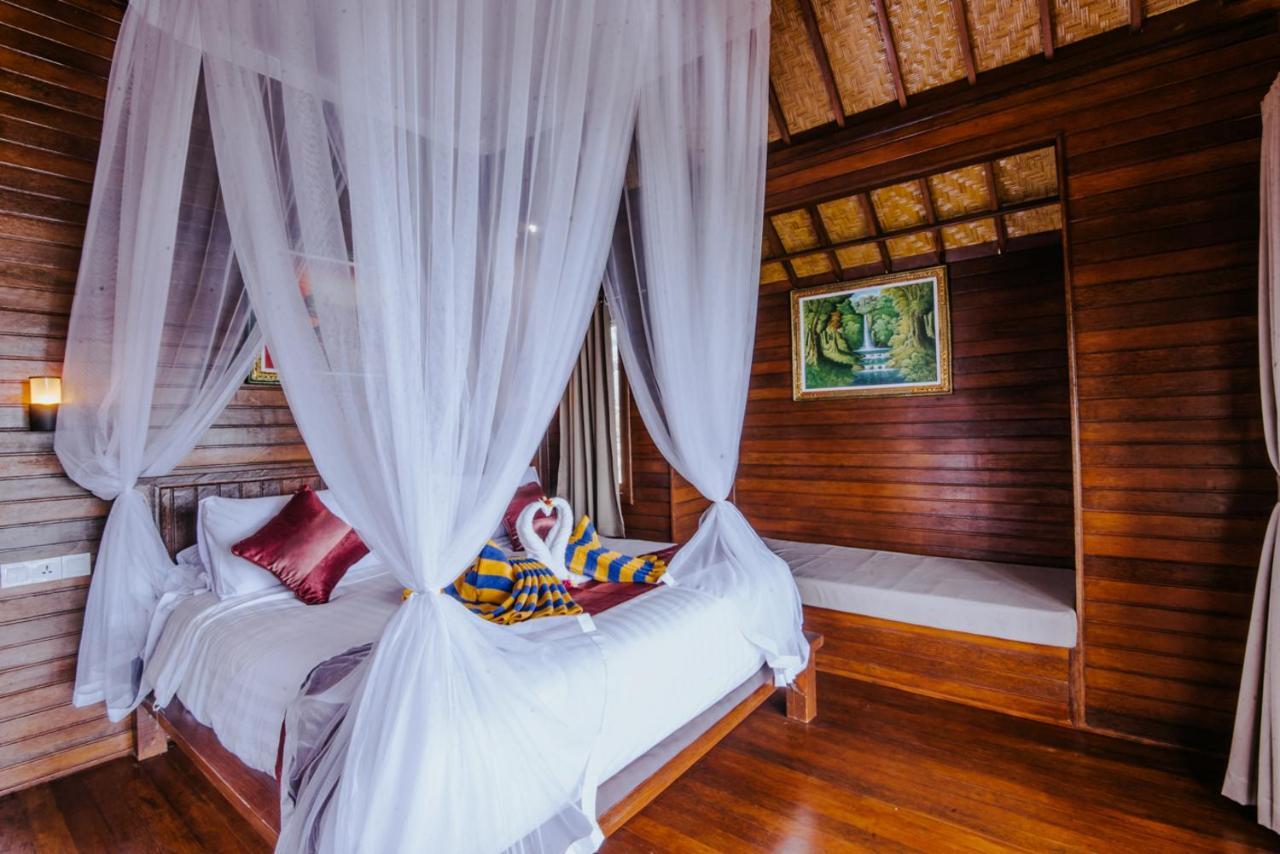 Sunday Huts Guest house