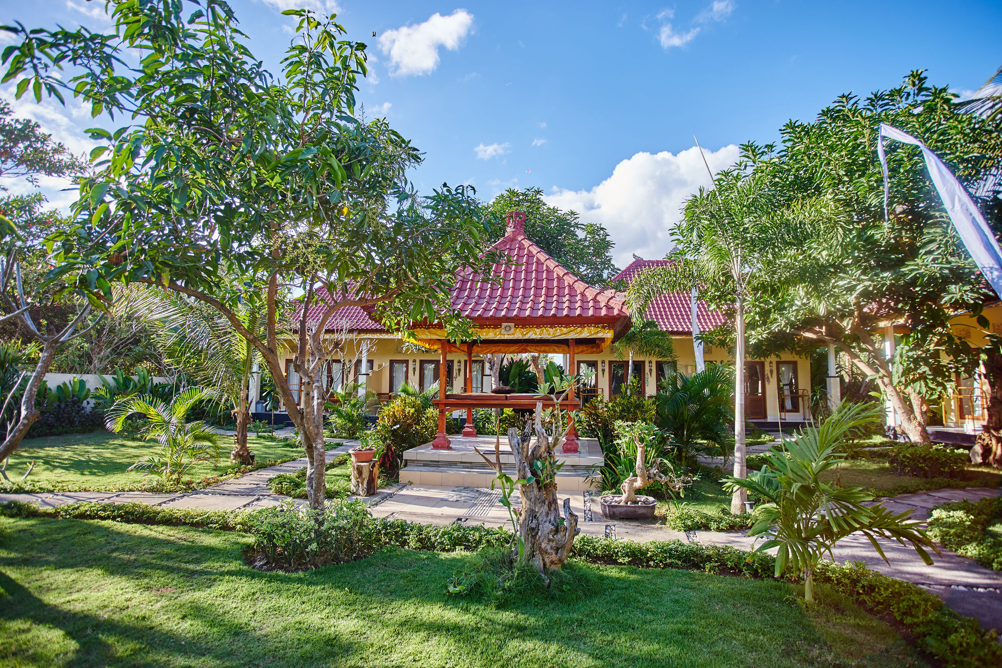 Taos House Nusa