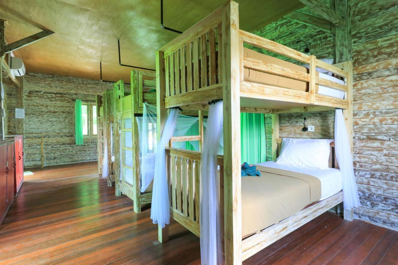 The Green Groves Hostel *
