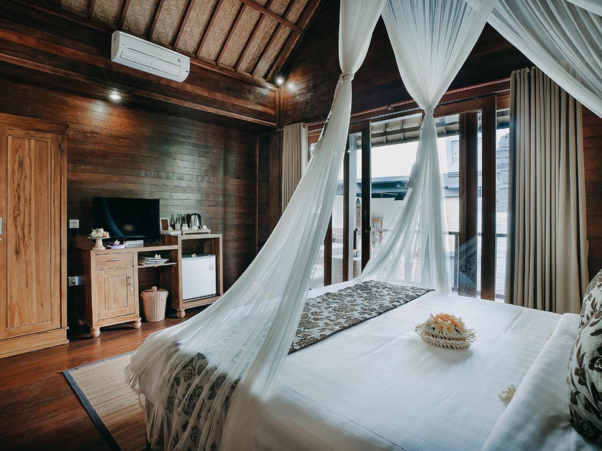 Bale Gede Holiday park 4*