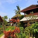 Ketut Bungalow Lembongan