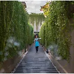 D\'Nusa Beach Club And Resort