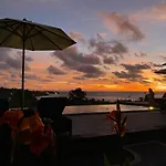 Ocean Paradise Cottage
