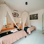 The Canda Villa