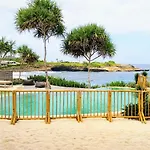 The Cabins Sandy Bay