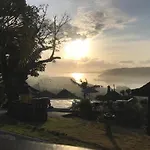 Sunrise Ocean Hut\'S Lembongan