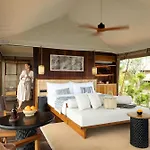 Arna Suites And Ocean Lounge