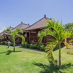 Samanta Huts