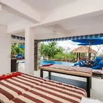 Villa Keluarga