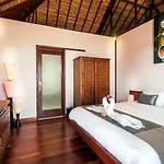 Villa Keluarga